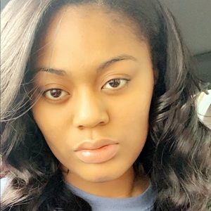 Meet your Posher, Kendra